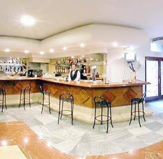 Kross Medina Azahara Torremolinos Exterior photo