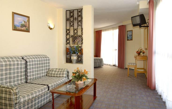 Kross Medina Azahara Torremolinos Room photo